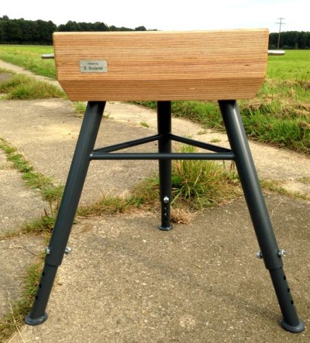 Artikelbild des Artikels “Ambossständer BB, Holz/Stahl, höhenverstellbar (St.) “